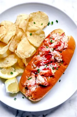  Lobster Roll: Ein cremiger Meeresfrüchte-Genuss mit knusprigem Baguette!